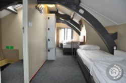 Mevlana Hotel Amsterdam 6 bedded room ensuite